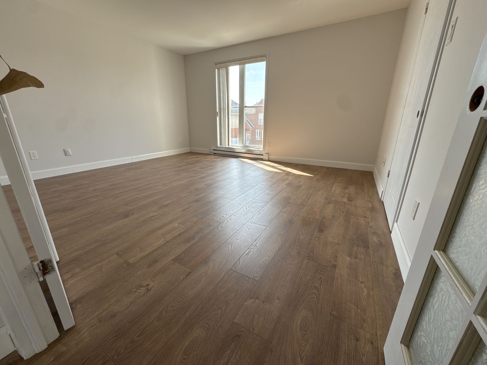 Upper-floor refresh ◆ Montréal (2/5)